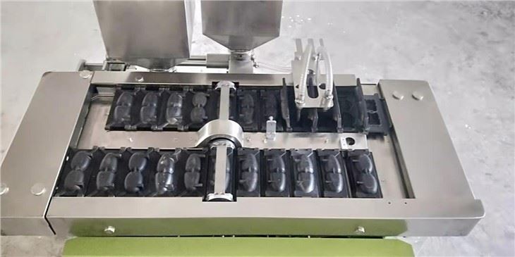 Delimanjoo Cake Making Machine