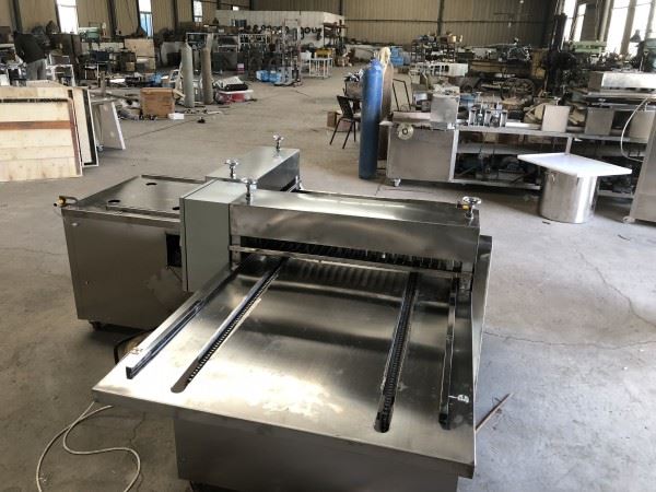 Caramel Nougat Cutting Machine