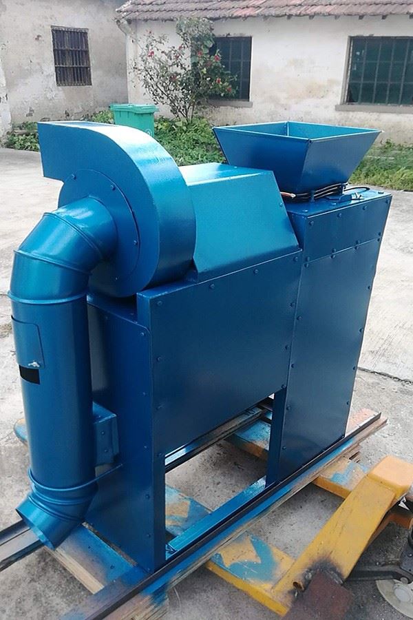 Bean Peeling Machine